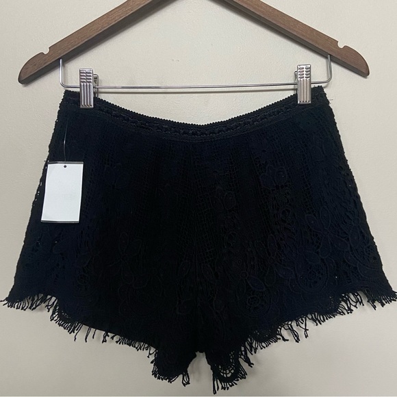 🔸 Fire Los Angeles 🔸 crochet shorts - Picture 2 of 6